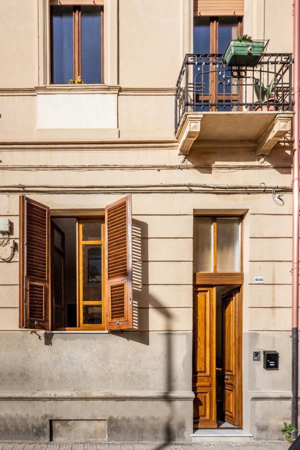 Deledda Home Cagliari Exterior foto
